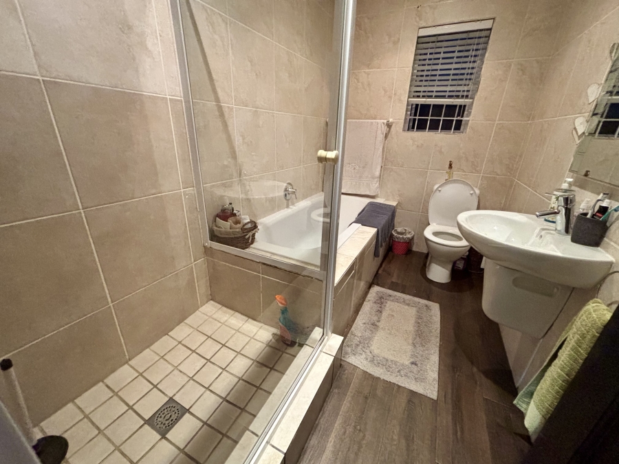 3 Bedroom Property for Sale in Brackenfell South Western Cape